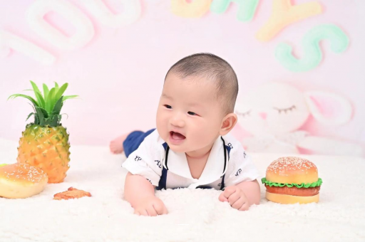 上海宝宝在妈妈肚子里